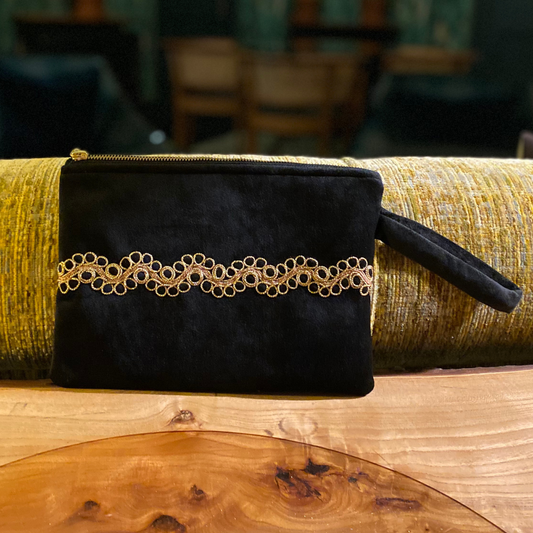 Pre- Order Ring Tahriri Clutch - Black