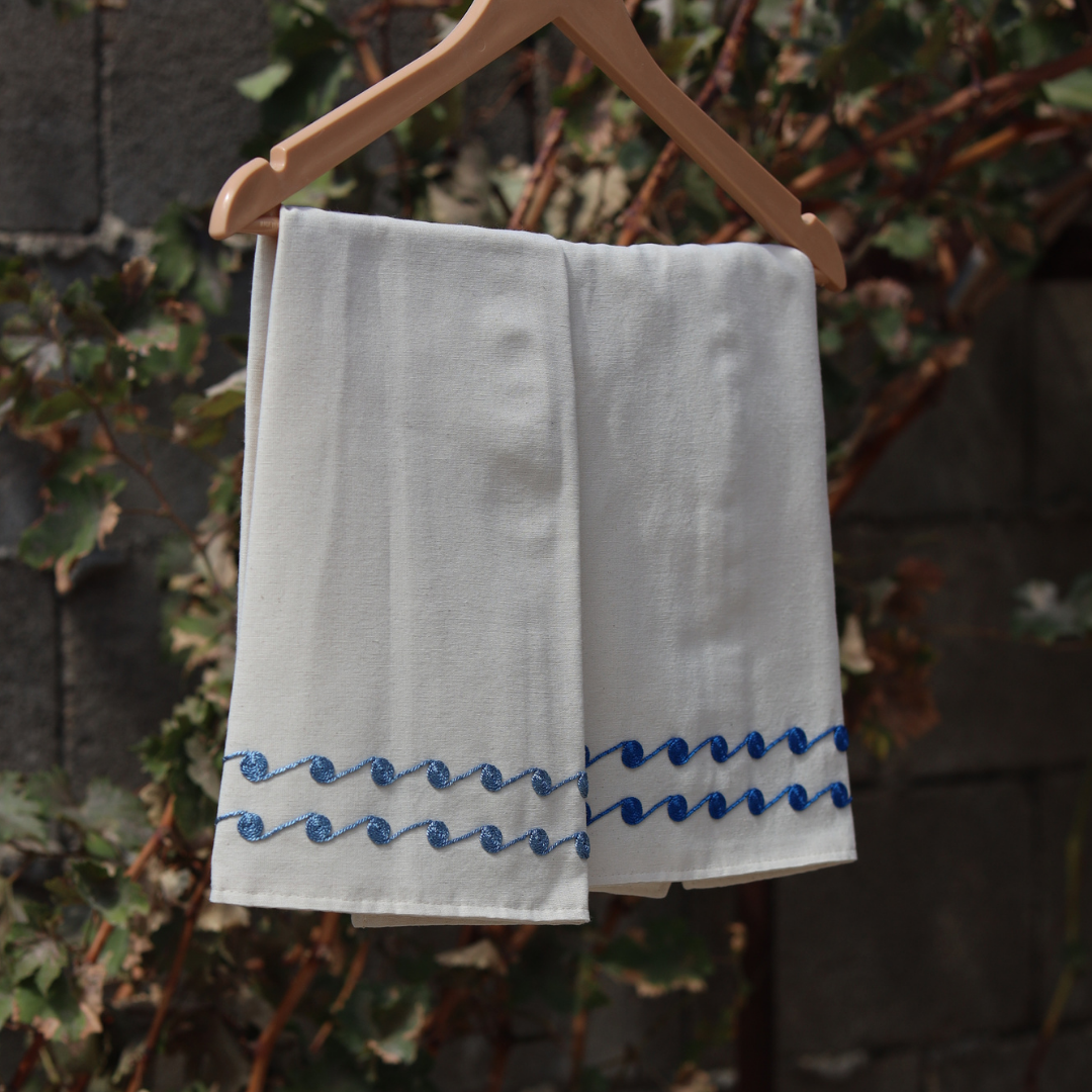 Tahriri Tea Towel Flowers - Blue