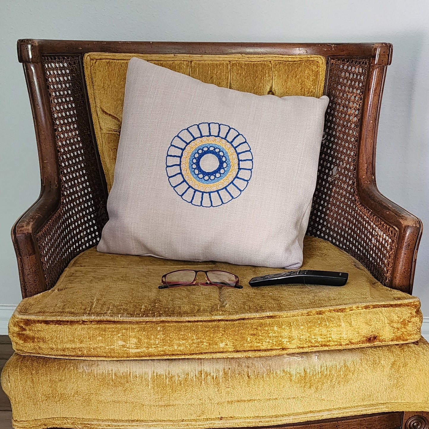 Tahriri Square Pillow Cover