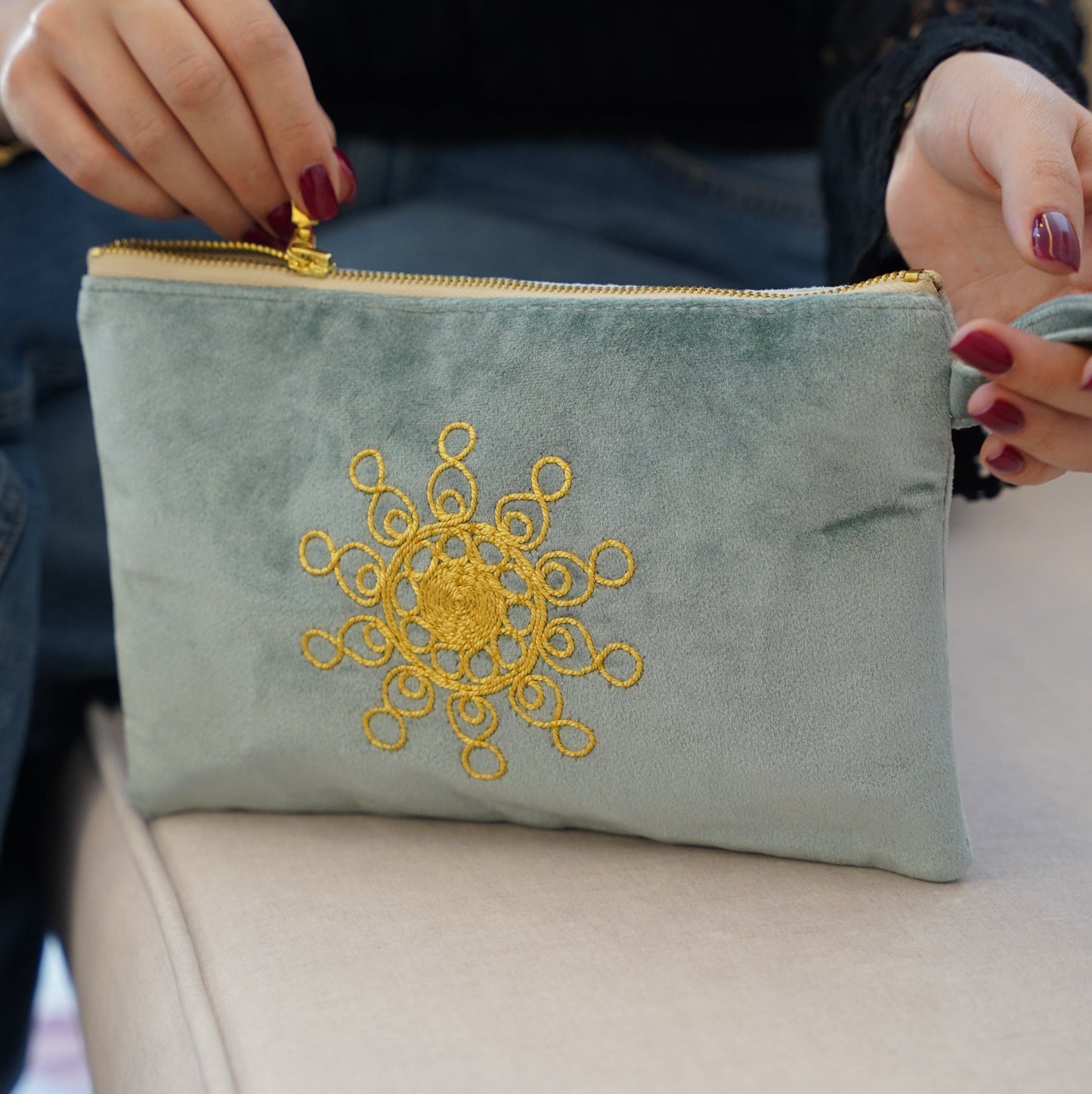 Sun Tahriri Clutch - Blue