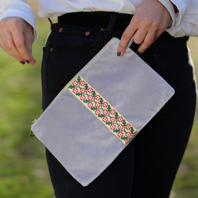 Tatreez Velvet Clutch - Gray