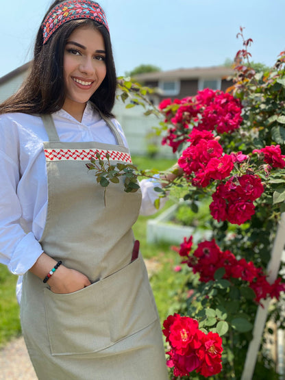 women's full length kuffiyeh apron